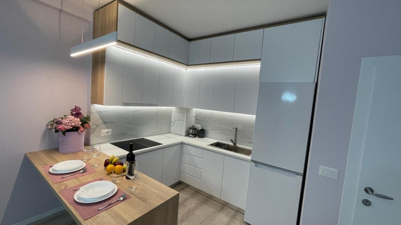 Lovely Apartment ติรานา ภายนอก รูปภาพ